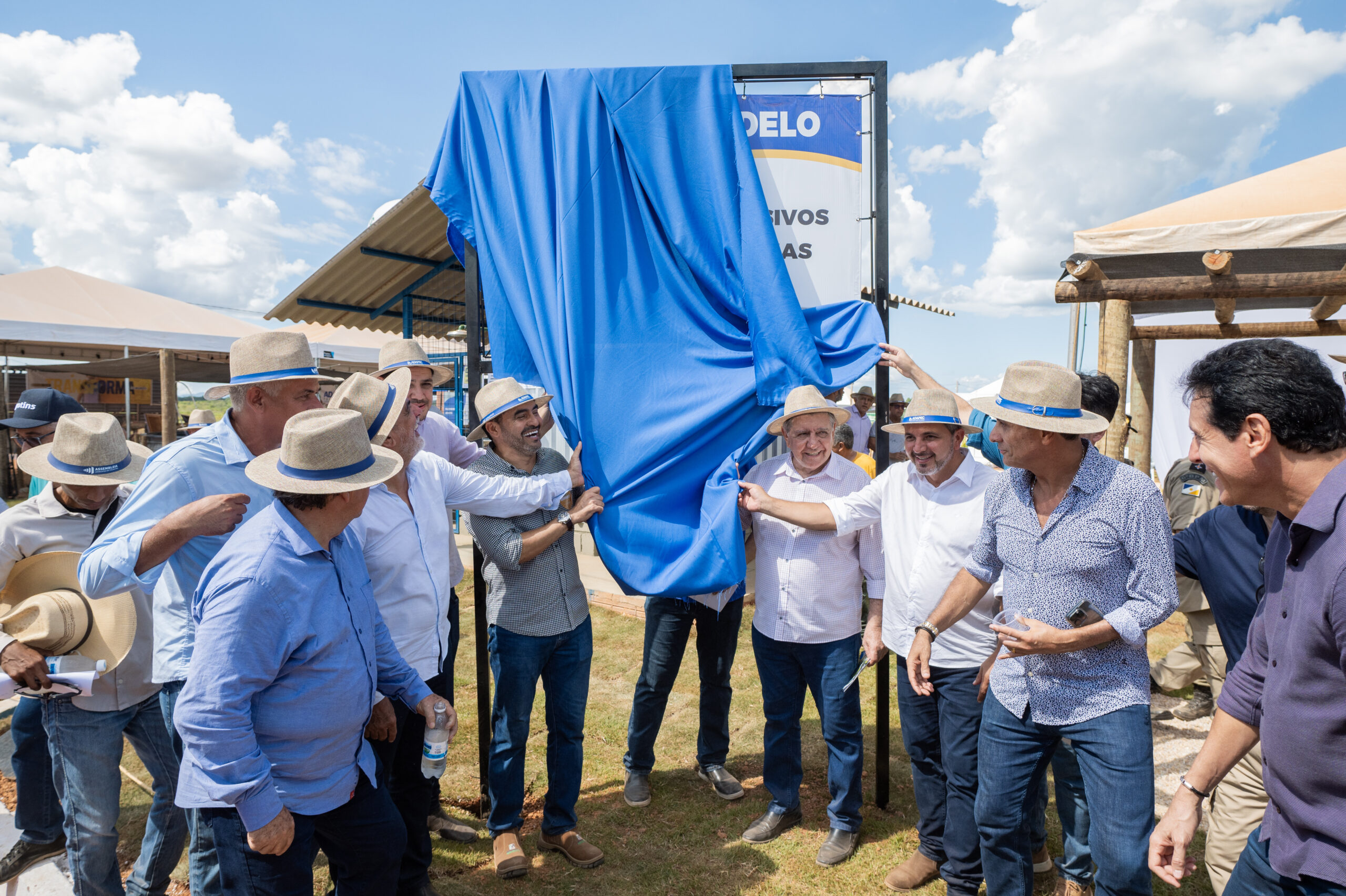 Governador Wanderlei Barbosa visita estande da Adapec e inaugura depósito modelo de armazenamento de embalagens de agrotóxicos